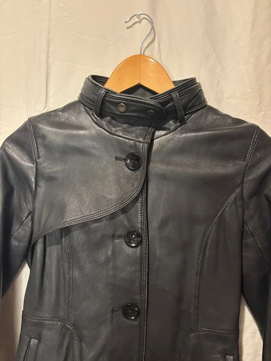 Soia & Kyo Black Genuine Leather Jacket XS Hip Length Button Front Designer - Picture 6 of 14